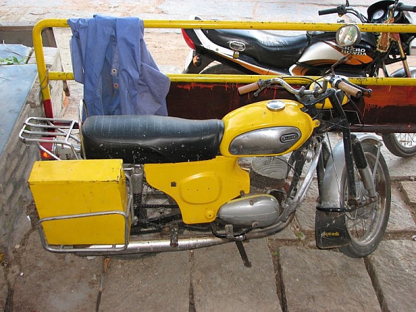Rajdoot राजदूत मोटरसाइकिल
